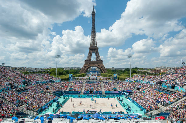 排球女將主演荒木由美子的傳奇人生