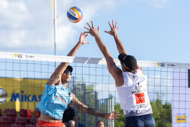 排球比賽裁判手勢(shì)與規(guī)則執(zhí)行要點(diǎn)