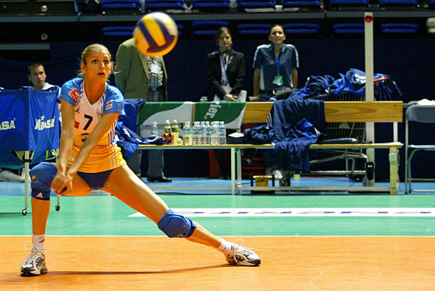 排球比賽每隊(duì)上場(chǎng)球員數(shù)量要求