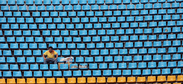 規(guī)則解讀：排球裁判鳴哨前發(fā)球是否構(gòu)成違規(guī)？