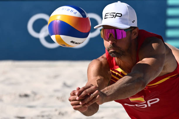 室內(nèi)排球與沙灘排球的上場人數(shù)差異