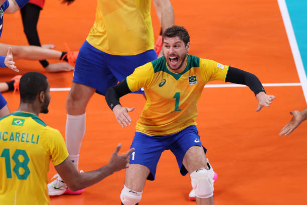 觸網(wǎng)犯規(guī)與其他網(wǎng)絡(luò)用語的對比：區(qū)別在哪里？