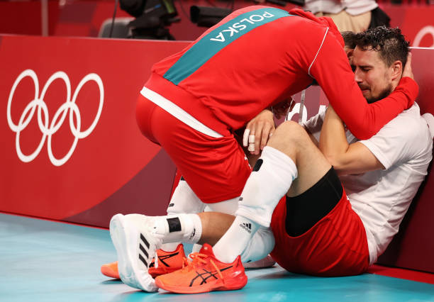 排球比賽規(guī)則教案：基礎(chǔ)規(guī)則與場地設(shè)置詳解