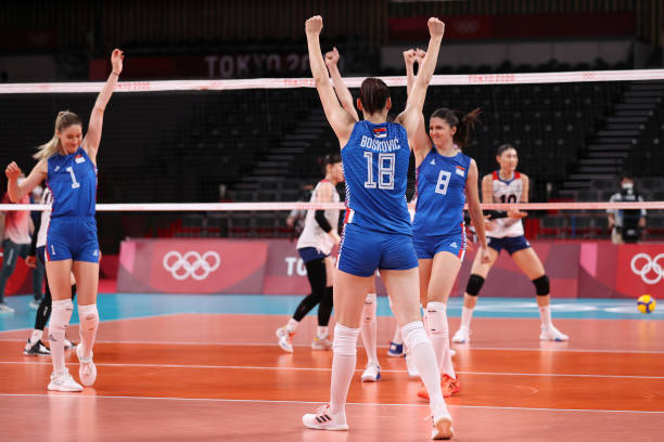 背飛動作要領(lǐng)：如何正確掌握這一排球技巧