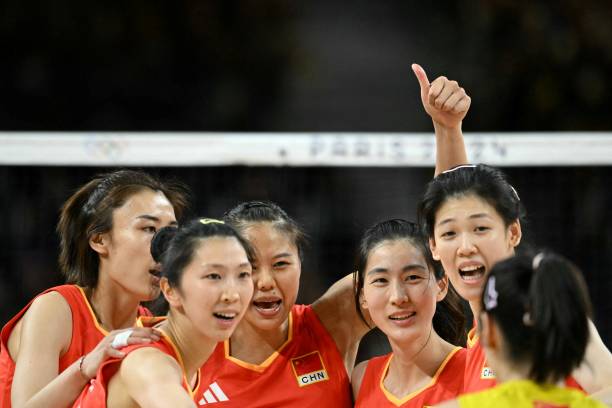 防守反擊戰(zhàn)術(shù)：國際排球中的關(guān)鍵制勝技巧