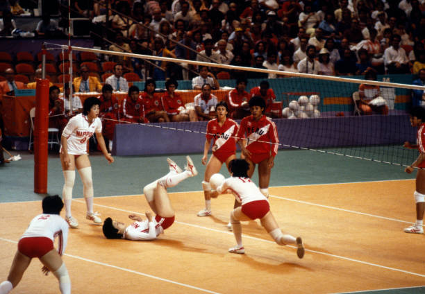 初中排球打法完整教學(xué)：提升團(tuán)隊(duì)配合與個(gè)人技術(shù)