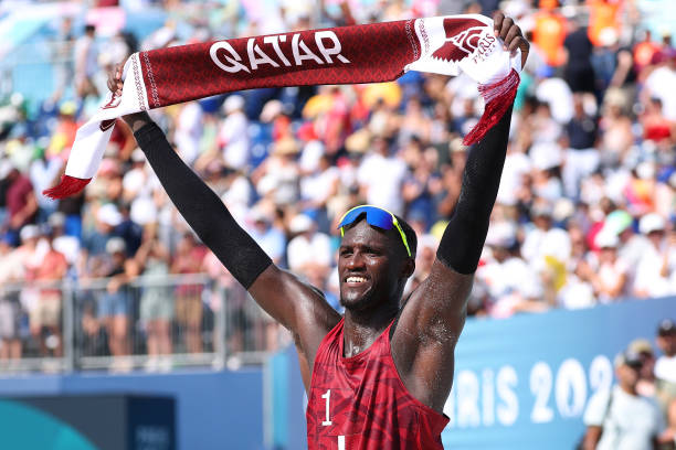 張常寧戀情曝光！男友身份揭秘，竟是圈內(nèi)低調(diào)富二代