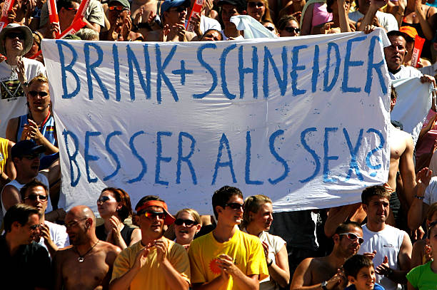 從站位到配合：6人排球戰(zhàn)術(shù)圖解指南