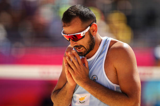 排球墊球動作分解：小學(xué)版教學(xué)視頻詳解