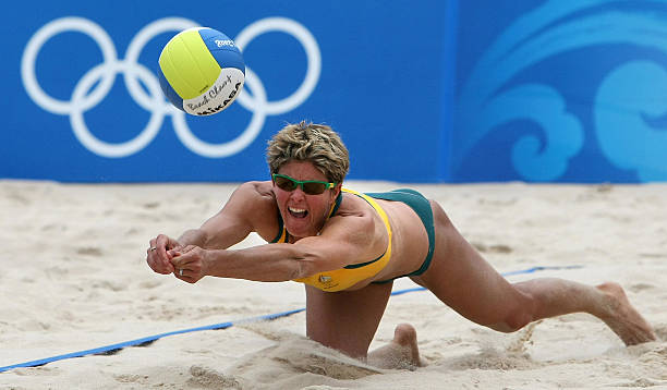 青少年與成人排球比賽上場人數(shù)規(guī)定對比