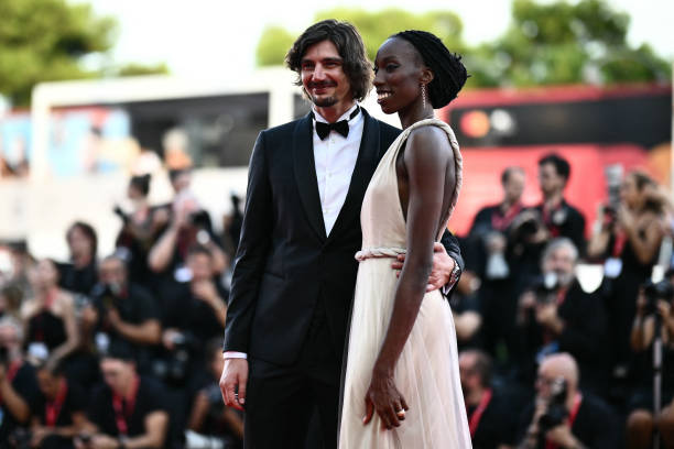 教學(xué)用排球場地圖快速繪制方法