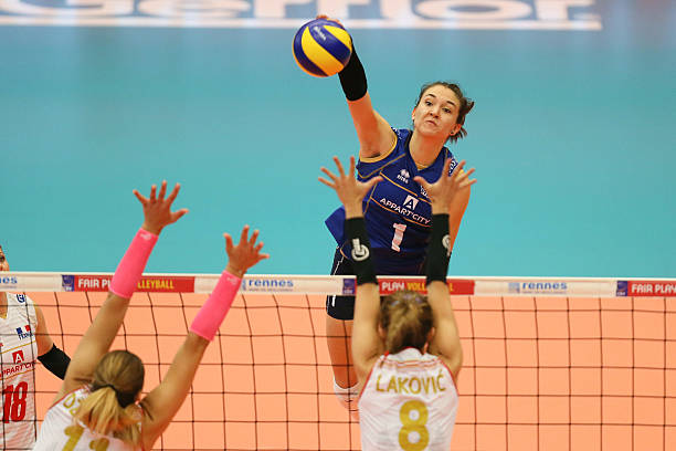 高中排球比賽方案范文:裁判與計(jì)分規(guī)則