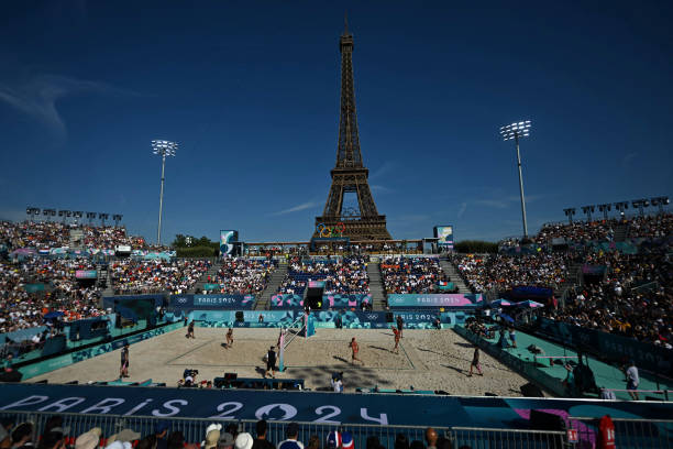 湖南中考排球用球類型：軟排與硬排的考試適應(yīng)性分析