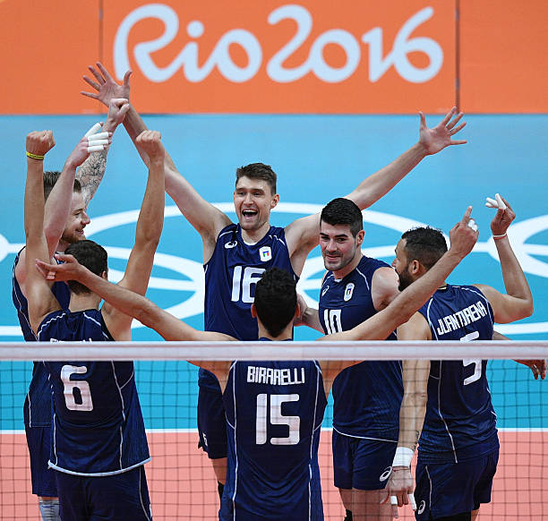 排球防守與接發(fā)球訓練：提高反應速度與穩(wěn)定性