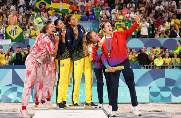 中國女排主力二傳丁霞：年齡背后的堅持與拼搏