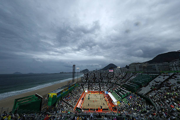 零基礎(chǔ)學(xué)排球：中考必備技能與常見(jiàn)錯(cuò)誤糾正