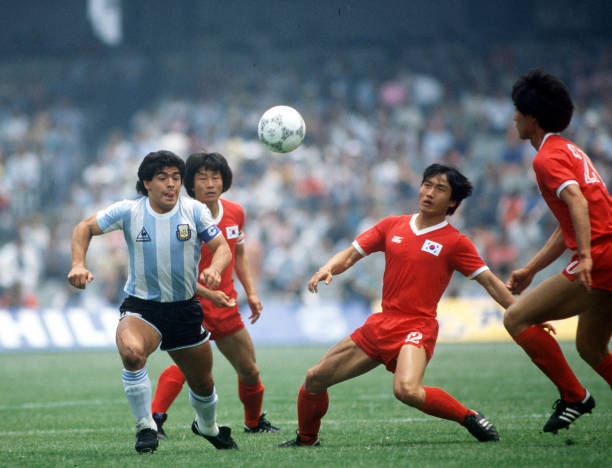 美國隊(duì)U19籃球世界杯備戰(zhàn)情況：訓(xùn)練營亮點(diǎn)與戰(zhàn)術(shù)調(diào)整