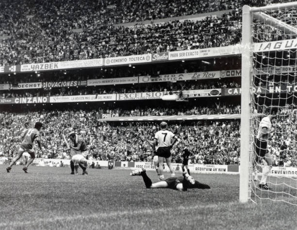 世界杯冠軍的衛(wèi)冕之路：哪些球隊成功衛(wèi)冕？