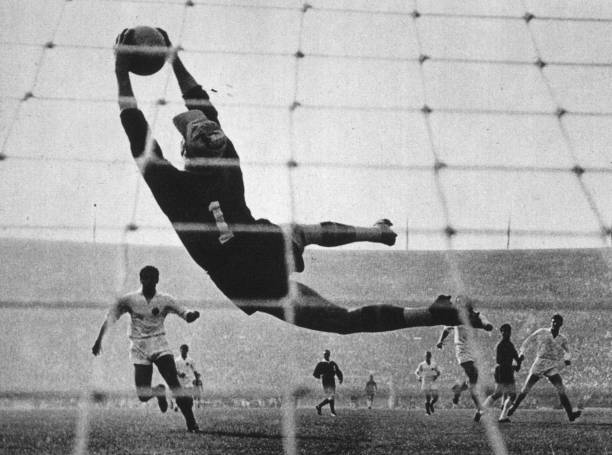 尤西比奧世界杯生涯：回顧他的所有進球