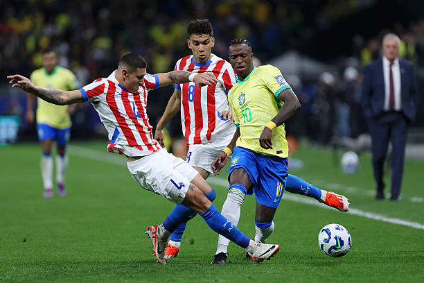 2010年南非世界杯：伊涅斯塔加時絕殺，西班牙首奪冠軍