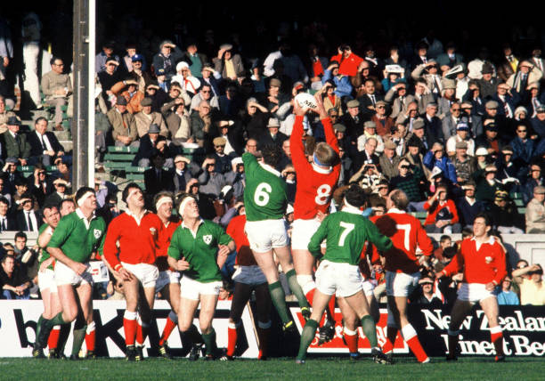 王楚欽世界杯晉級(jí)之路：國乒小將展現(xiàn)強(qiáng)大實(shí)力